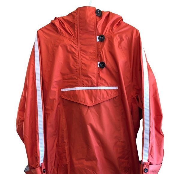 Lululemon Athletica Rain Jacket with Hood and reflective strips - Picture 3 of 16